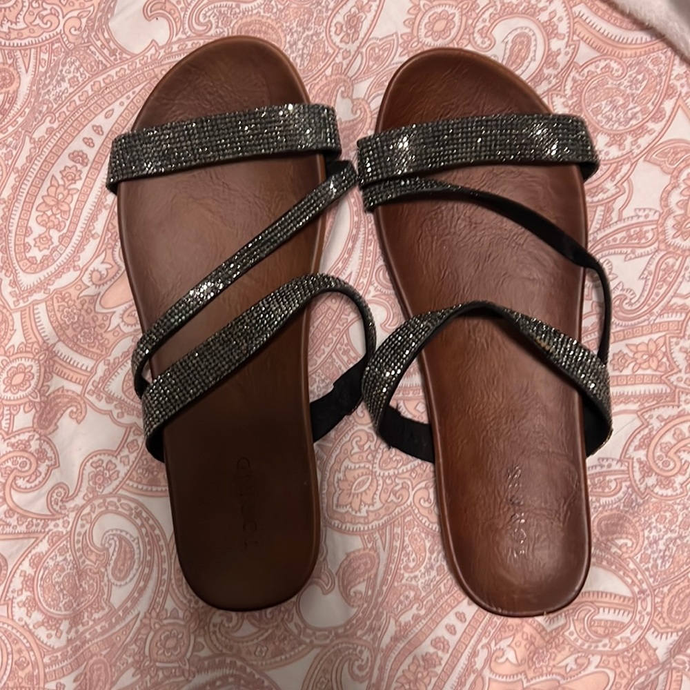 Torrid sandals size 9